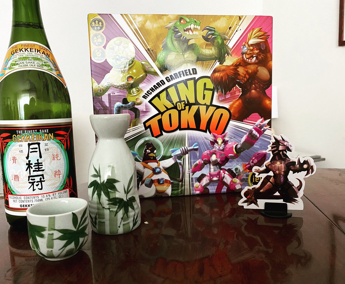 ClickClackStack's tweet photo. For my Saturday night drink pairing, Mekadragon and I are gonna sip on some sake while we show Tokyo who the king really is. 

#boardgamesandbeverages, #boardgames https://t.co/L1btc1u2bk
