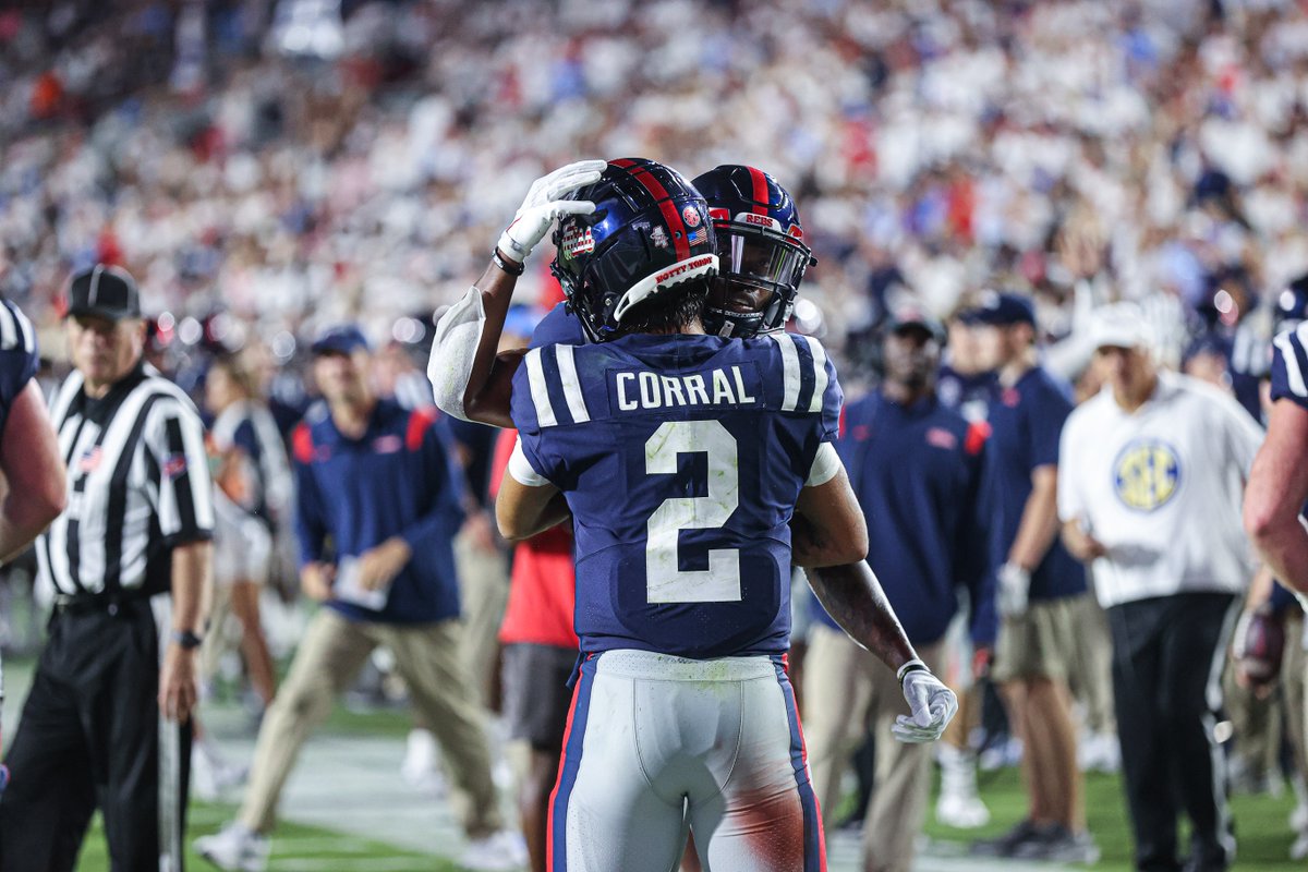 OleMissSports's tweet photo. The Vaught is rocking. https://t.co/r0WKPKpqMo