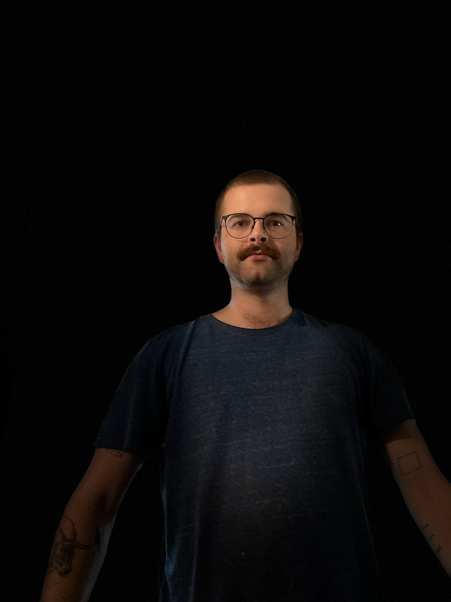 Me: *trying to sleep*
My sleep paralysis demon: