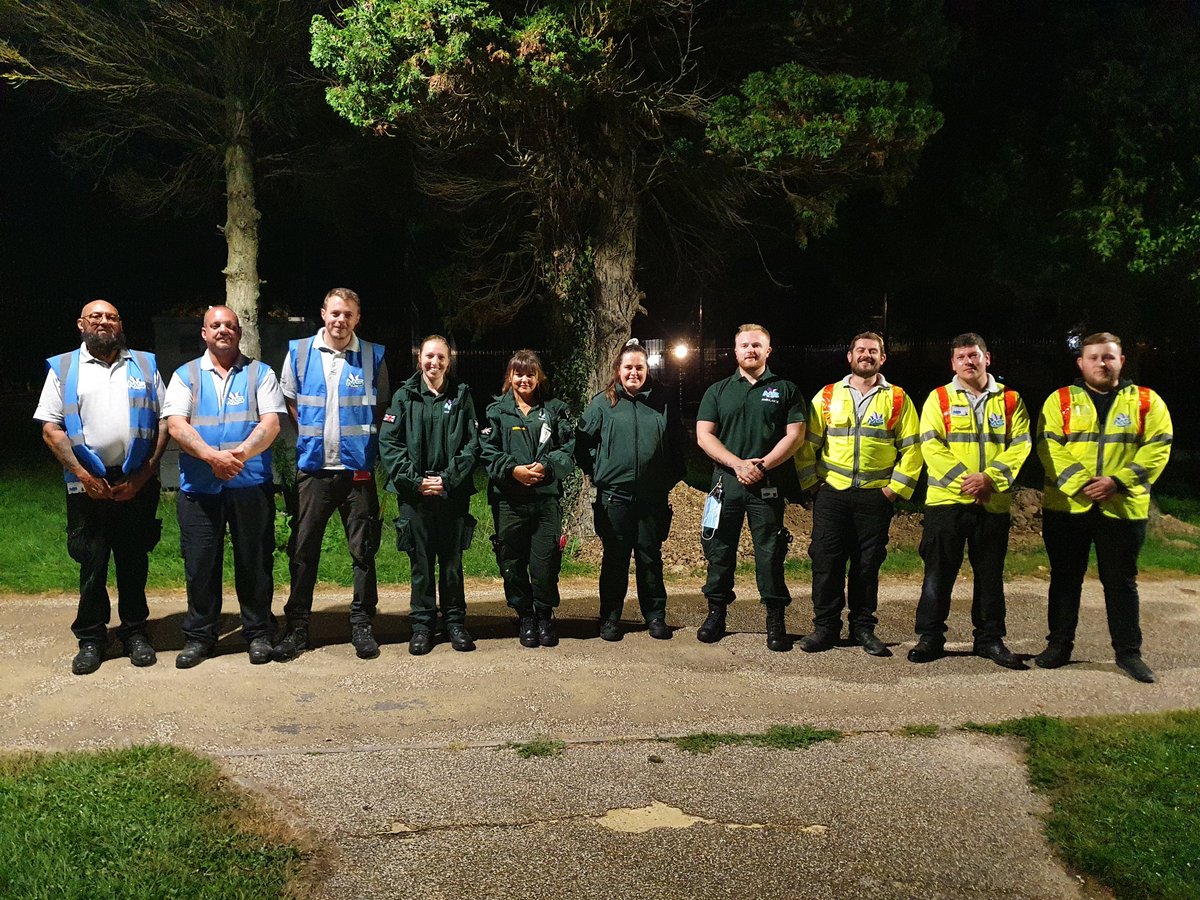 MSServicesLtd's tweet image. Super Saturday supporting @vi5itLa, @Eventsbognor and @StWilfridsChi #teamwork  #msservicesltd #ambulance #steward #security #medicalteam #trafficmanagement #chichester #littlehampton #bognorregis #lovelittlehampton #sunniestbognor #charityevent #community @STSComms