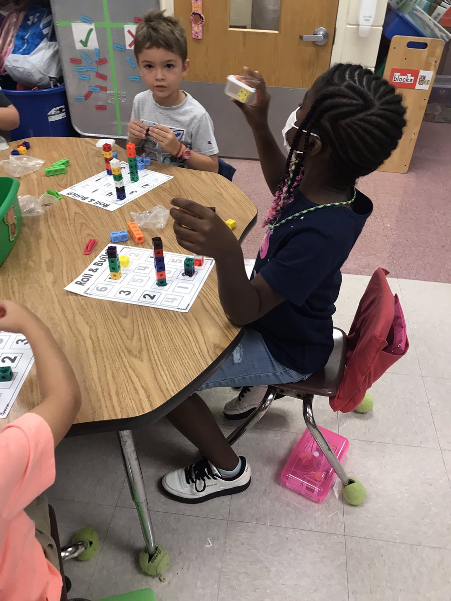 sasampso's tweet image. @sasampso @Pathways_Elem my students loved roll and stack your connecting cubes!!