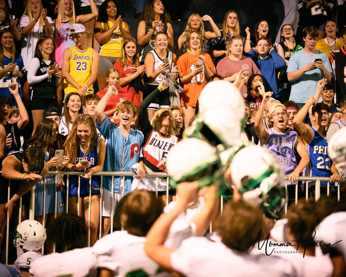 What a way to end the night with <a href="/NorthMilitia/">North Militia</a>  and <a href="/North_Football/">North Husky Inc.</a>  singing fight song together!!!