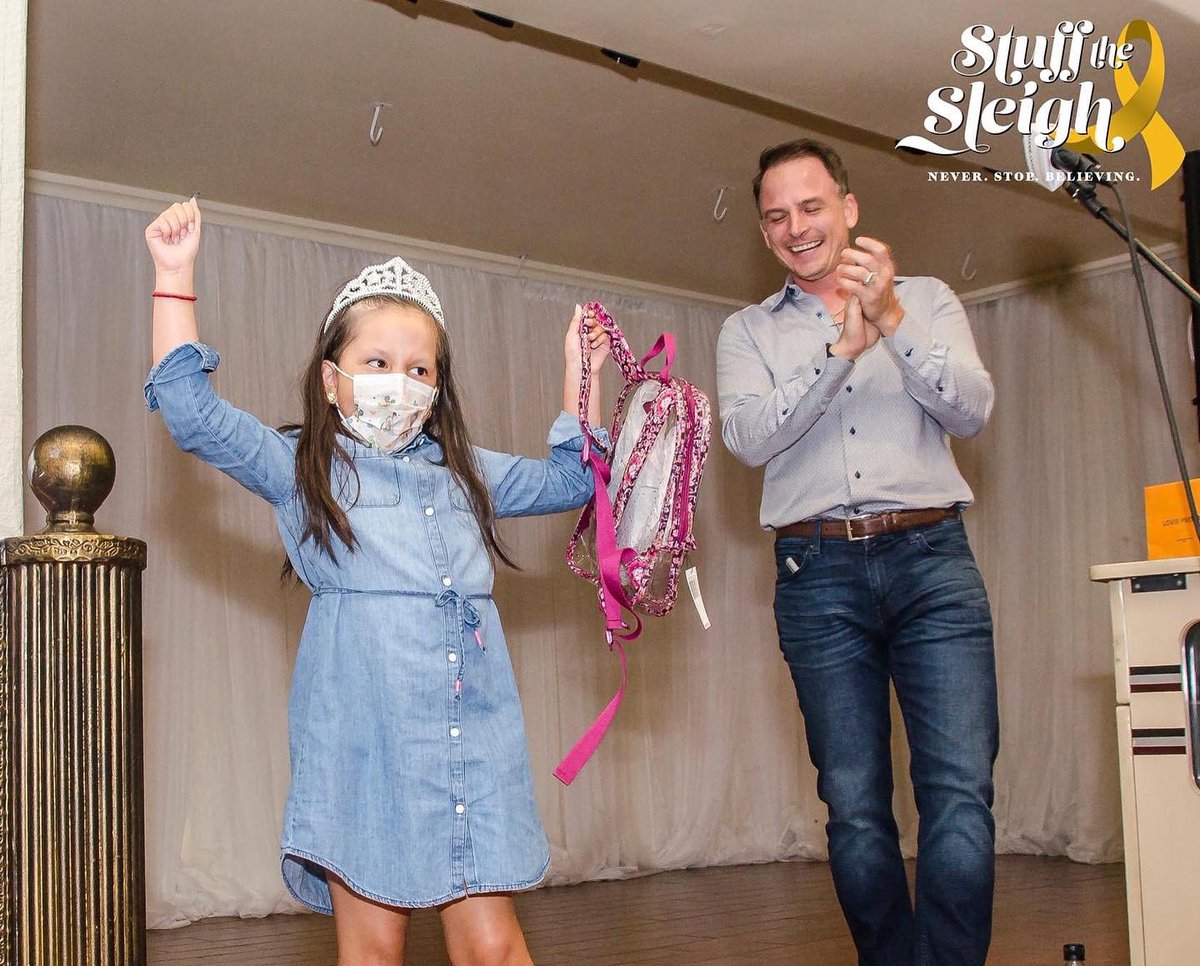 theeverywish's tweet photo. So grateful to be able to celebrate Miss Eva, our #DIPGWarrior, at our #BagsBingoBubbles event 🎗 #4Eva #CancerSucks https://t.co/rRp02AMFkQ