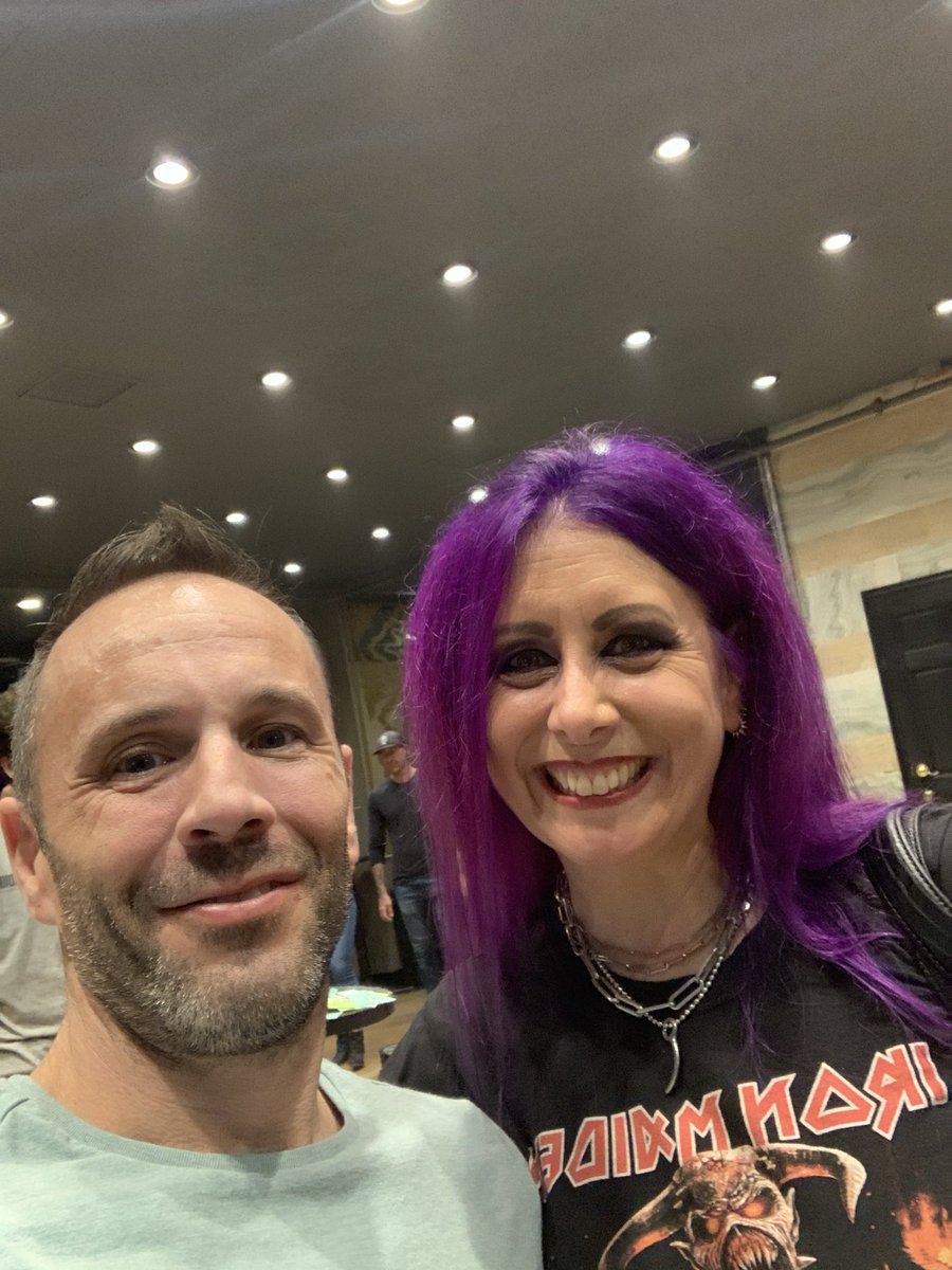 MToch79's tweet photo. Highlight of my week: seeing @Sevendust and getting a picture with this beauty @MistressCarrie https://t.co/uc35F3hNTm