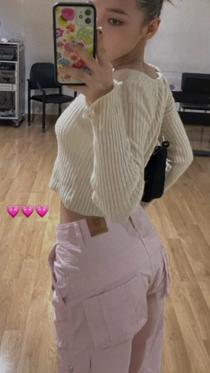 [MINNYGRAM] 210912 Somin's Instagram story update

#KARD #SOMIN <a href="/KARD_Official/">KARD (카드)</a>