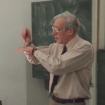 Friction_Berlin's tweet image. 2003, Kenneth Johnson wrote a short note on the history of the JKR theory of adhesive contacts. On 09.09.2021, the note has been published in &quot;Tribology Letters&quot;. This historical note may be of interest for experts in contact mechanics and tribology. doi.org/10.1007/s11249…