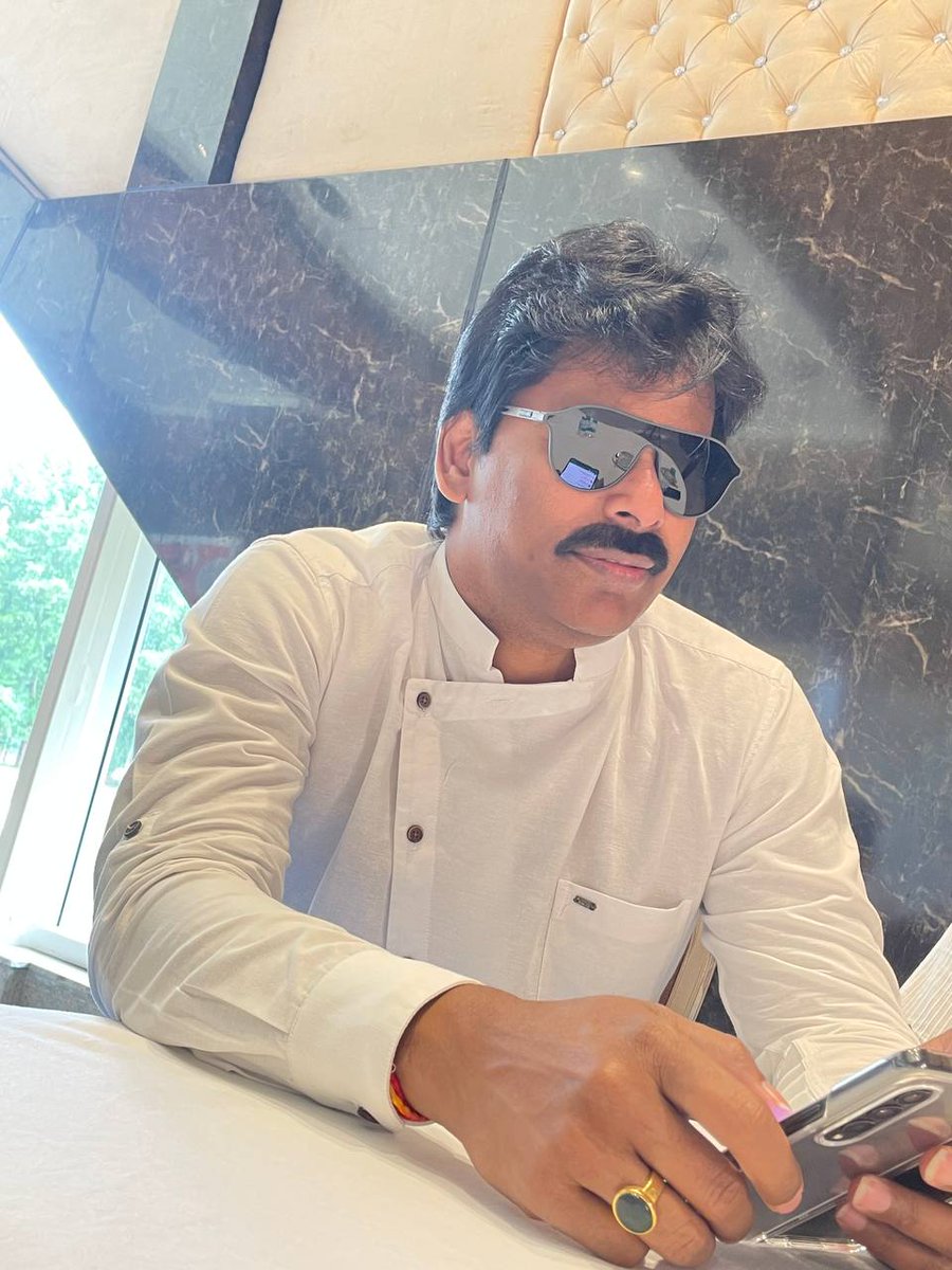 santoshamsuresh's tweet image. 