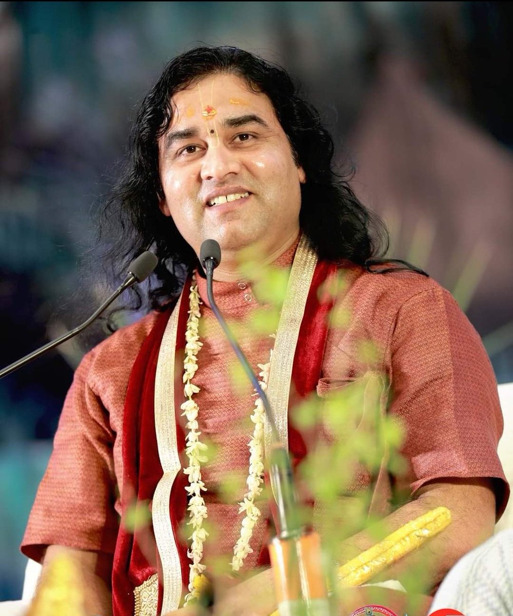pujadas007's tweet photo. @DN_Thakur_Ji happy birthday gurudev🎂🎈🥳stay safe and healthy..priyakant ju se ehi mangu meri har sukh apke ho apke sare dukh mere ho Guruji..ap uhi kush muskurate rahe🙏🌼🥰gurudev apke jay hobe 🙌🙏 https://t.co/PiVe9iFEur