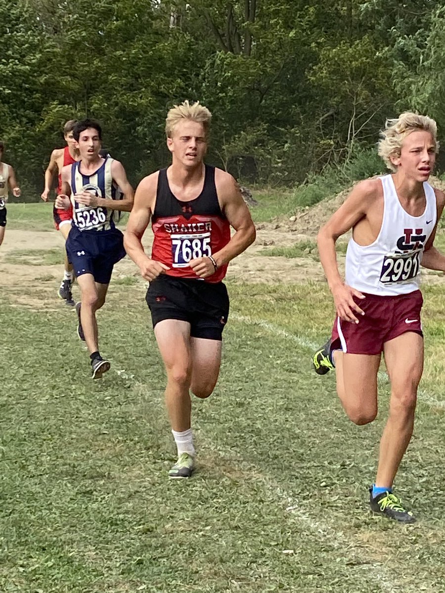 ShakerXCountry1's tweet photo. Shaker Boys 1-A with lots of PRs at Tiffin Carnival! @shakerboosters @raidersofshaker https://t.co/B1PxC41OeW