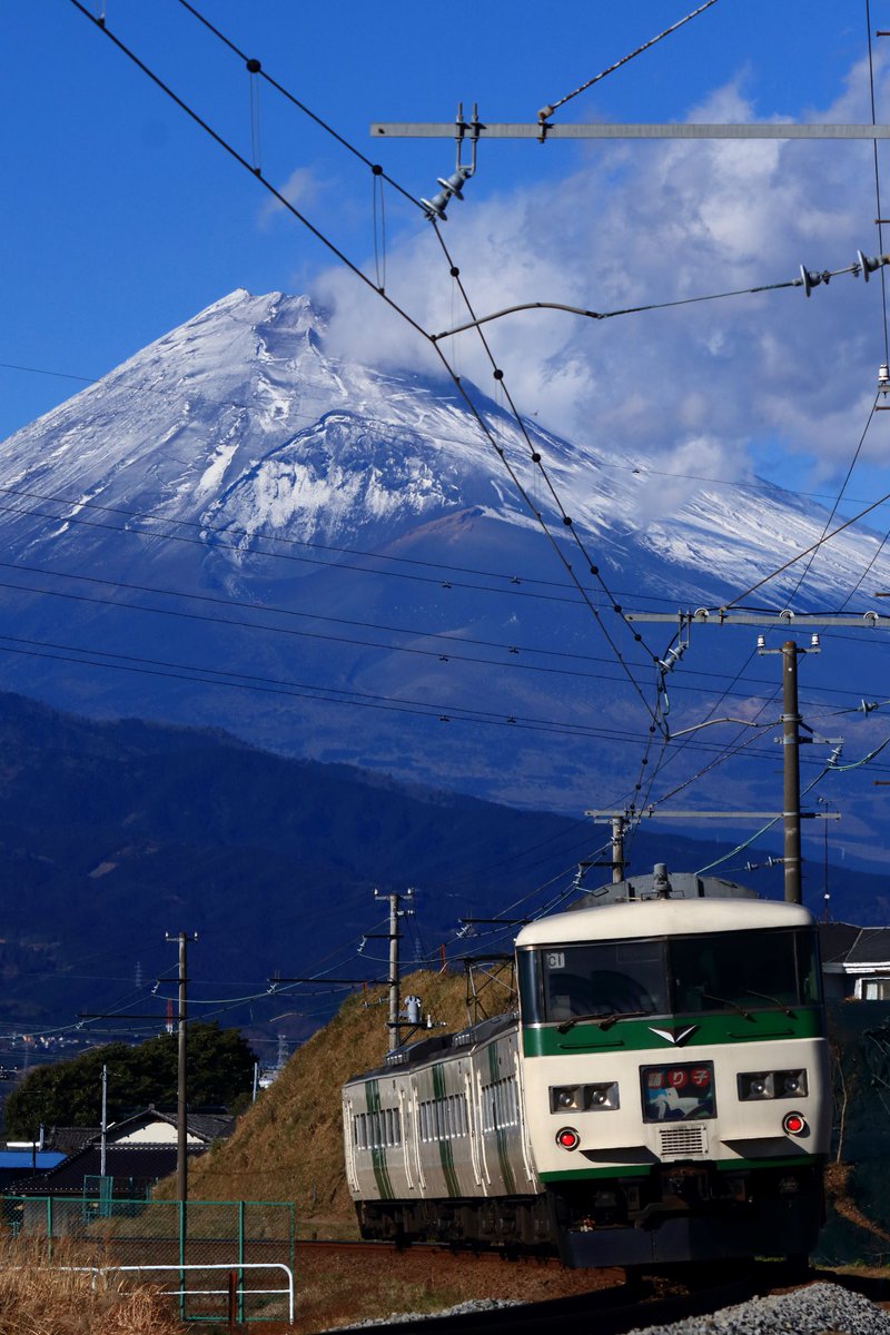 train_185's tweet photo. #185系引退から185日 https://t.co/T9eeJhtYBS