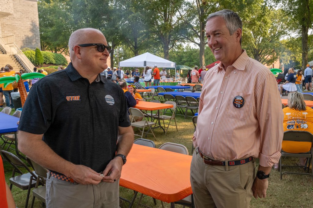 tnsecofstate's tweet photo. Great to wrap up today’s #TNVoterRegistrationTailgate events at the @UTM_FOOTBALL game. Thank you to @utmartin, @UTMSports, @UTMSGA, @WCTN_Elections & everyone who worked together to help students & fans register to vote. #SkyhawksVote #GoVoteTN #NationalVoterRegistrationMonth https://t.co/cIiB6Taqhs