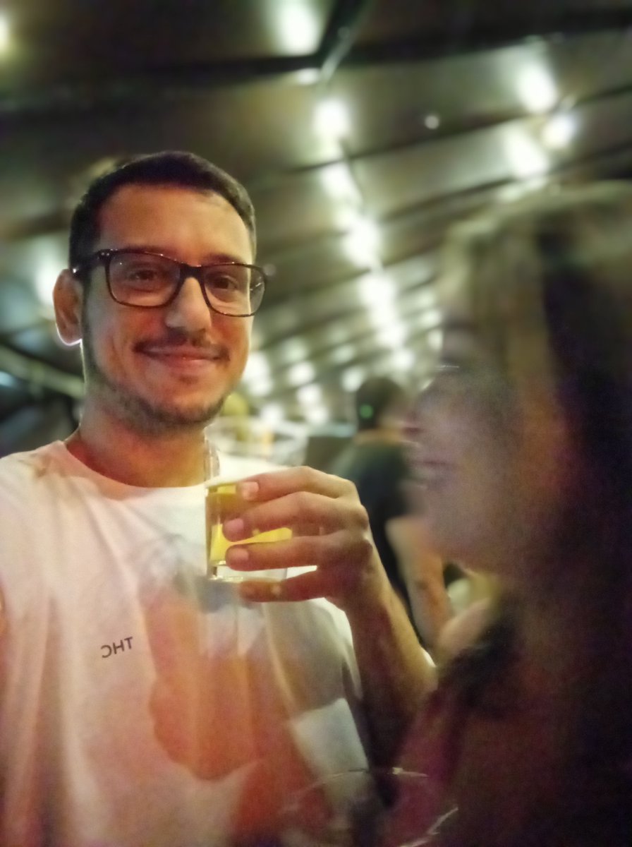 AntonioMullerJM's tweet photo. Tá descendo.... #comagata ,🍺🍻🤤❤️ https://t.co/X9w9bc2KIL