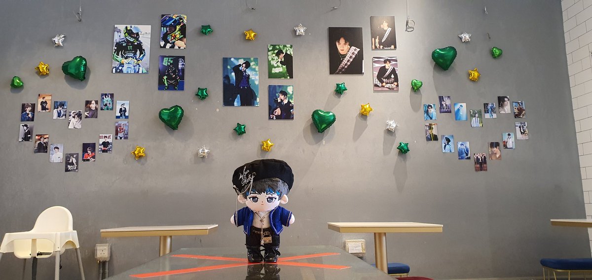 TgtWithBOBO's tweet photo. Good morning! We're ready to meet you guys today! 💚💚

#tgtwbobo #wangyibo #王一博 https://t.co/SYOVizuqq5