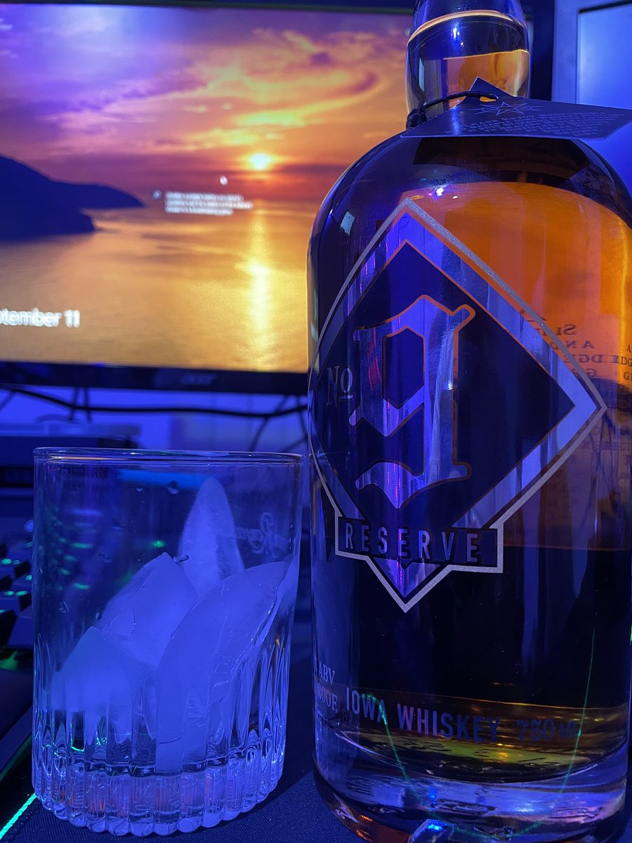 Slauqhtr's tweet photo. Today I crack this bad boy open for the first time. #slipknotwhiskey #no9 #iowawhiskey https://t.co/wGtKFapGwp