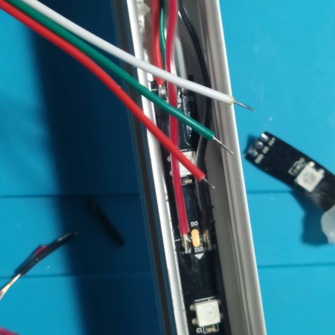 IObrizio's tweet image. Tira #LED y difusor.

Prueba con #seeeduino #xiao

Fuente 5v / 5A
LED #ws2812b
#diy #maker #Lightning