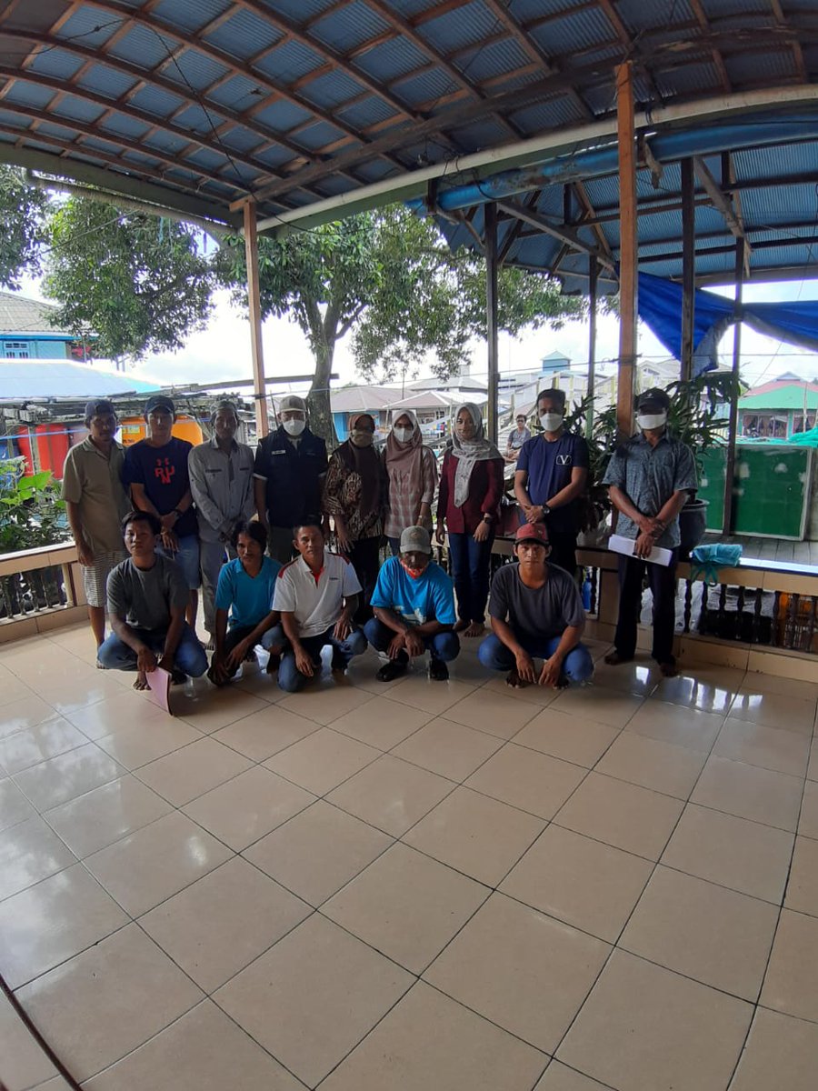 Erwansa7's tweet photo. Sabtu (11/9), Erwansa, Luhkan Kukar, di desa muara pantuan kec,  anggana, persiapan penilaian kelompok kepada 5 pokdakan. 
#GiatLuhkanSatminkalTegal 
#Kukar https://t.co/ObFVEXsRhM