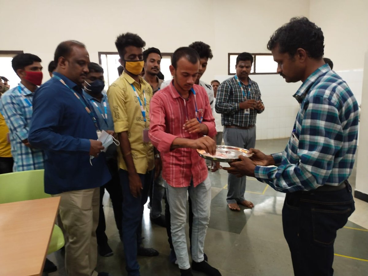 Gnanambschool's tweet photo. vinayagar chaturthi celebration at Gnanam School of Business and distribution of prizes to winners participated in EDC #GSBUNITE https://t.co/rKbX6BT7SK