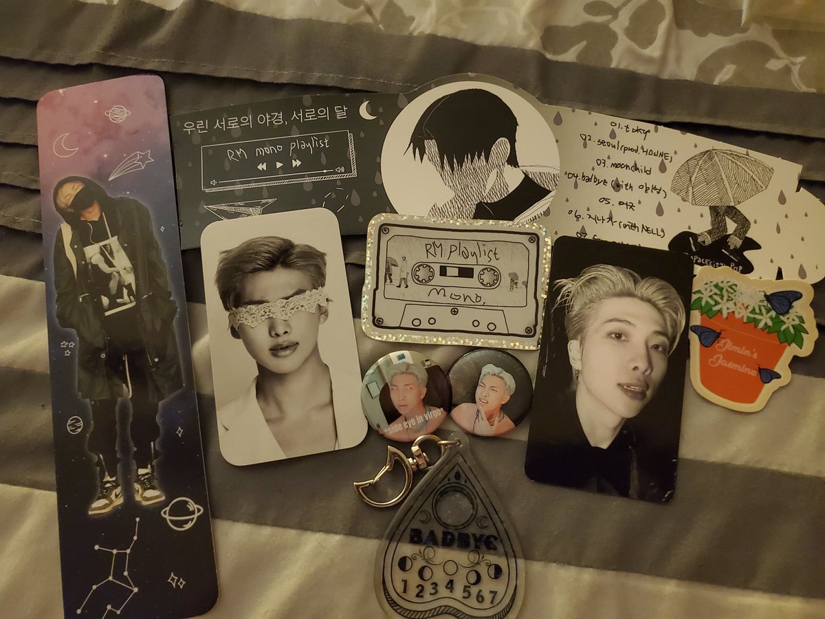 bjdubs82's tweet photo. @SpaceCityKpop I love all of it! Thanks so much💜 https://t.co/SM9ohR16lC