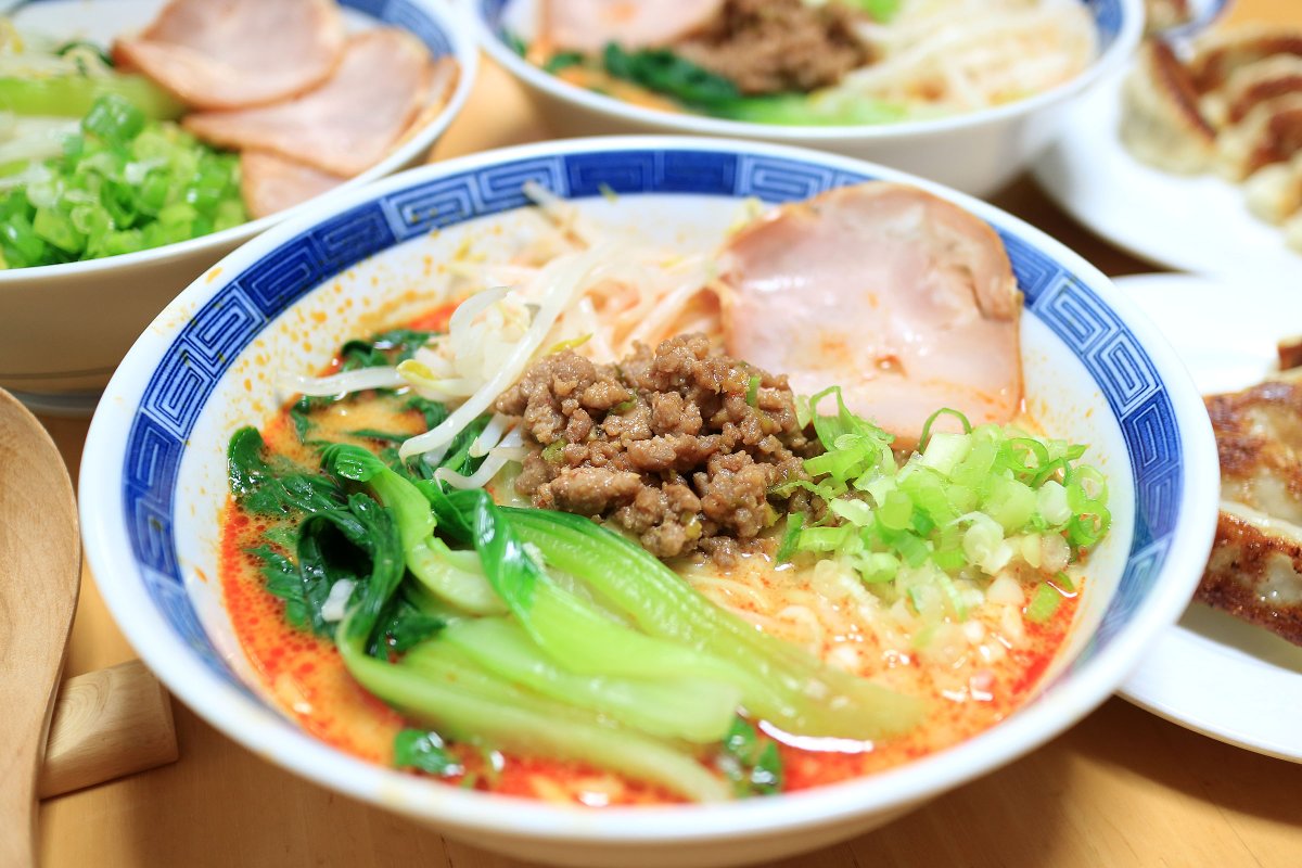 みんなの 夜食 担々麺 口コミ 評判 食べたいランチ 夜ごはんがきっと見つかる ナウティスイーツ