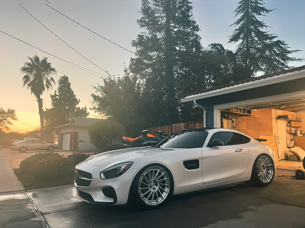 Lairtap's tweet image. Big body benz ‘member I used to be dusty.