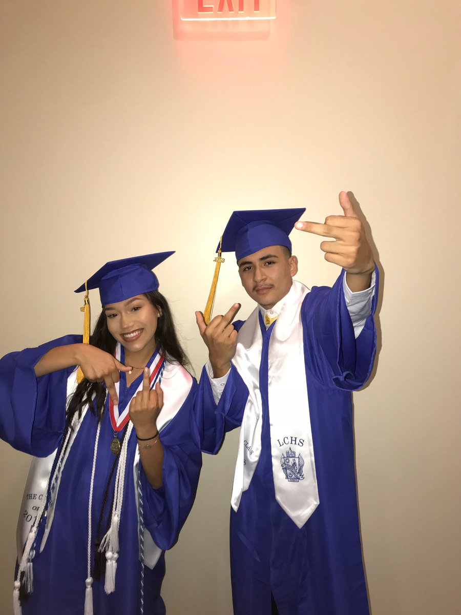 lesliee022_'s tweet photo. I still can’t believe this is real. feels like I’m stuck in a bad dream. we were friends before we even had memories. we were family. we called each other cousins at times bc it was so much more easier to explain our fam. you were so loved. I will miss you so much Angel. https://t.co/C1uLgt7sIU