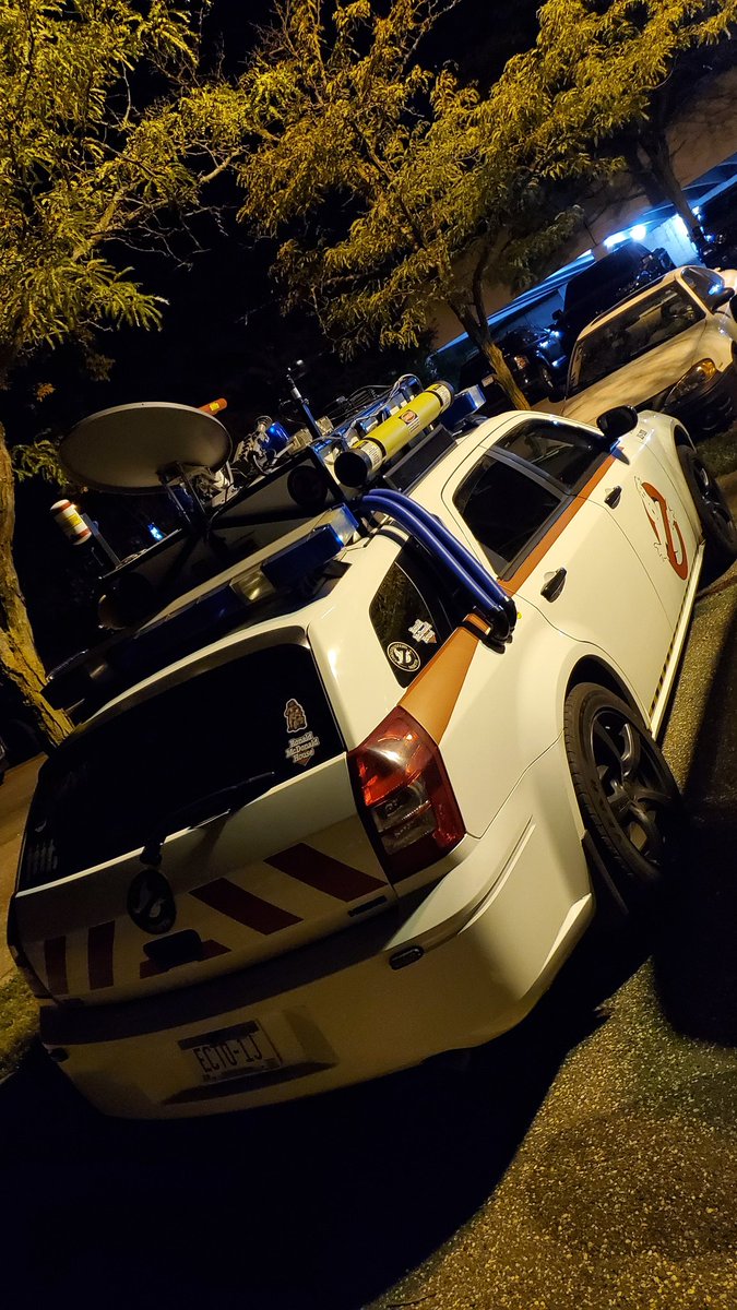 Shit is going down at the con 🤣