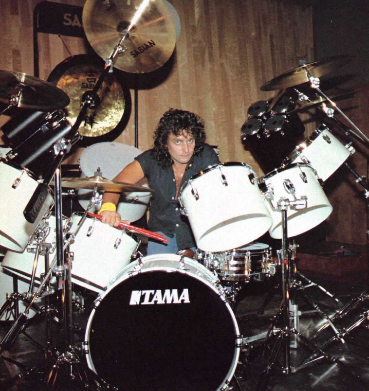 Happy 64th birthday to the legendary Vinny Appice \\m/ 