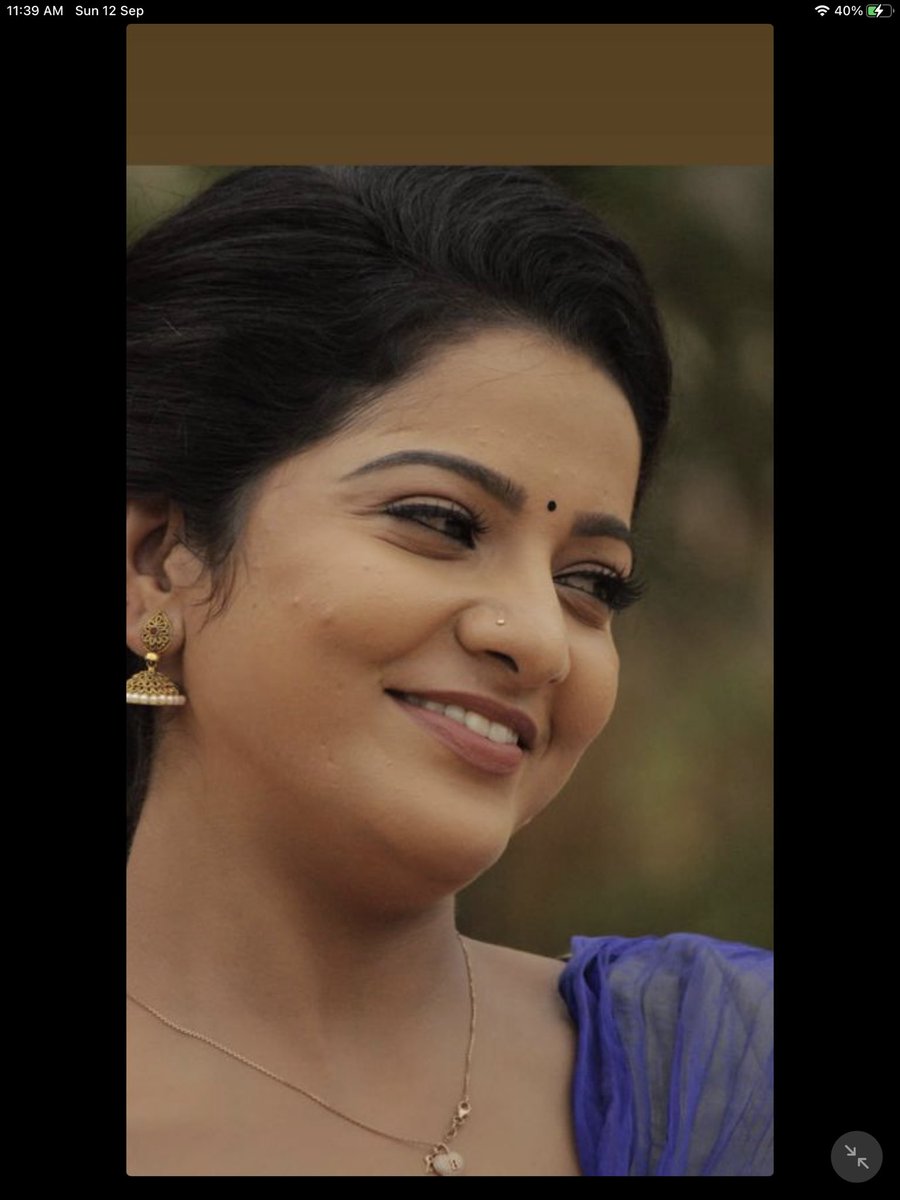 shruti tweet media