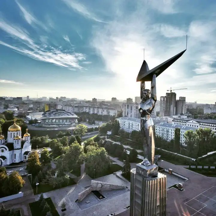 Дорогие земляки!
Сегодня наш прекрасный город отмечает свой 435-й день рождения. С праздником!!!