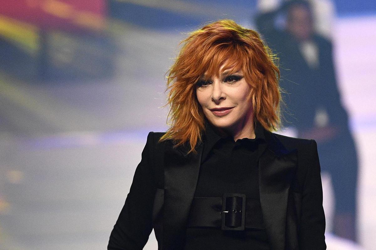 Happy Birthday to Mylène Farmer (12 September 1961). 