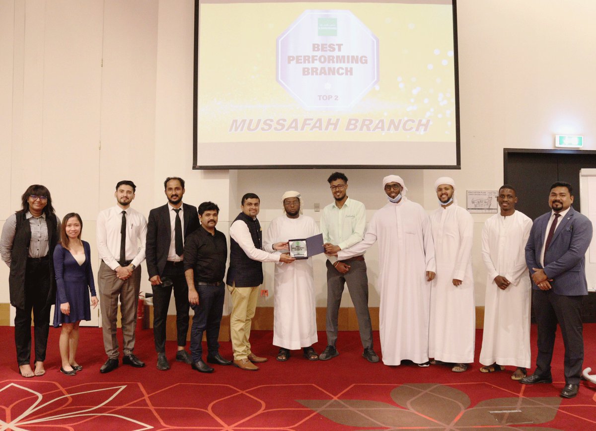 AlDahabEx's tweet image. Here&apos;s to our Abu Dhabi Team, keep smiling and giving the best service to our customers! 💚

Presented the award to Mussafah Branch as one of the Best Performing Branches of Al Dahab Exchange. 🥳

#AlDahabExchange #BestBranch #Top2