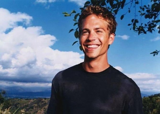 niiicolleeee27's tweet photo. happy birthday paul walker, gone too early🤍 https://t.co/FGdDgHHbJh