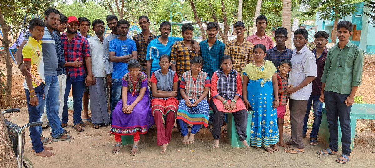 $ivakasi GAUTHAM RAM KARTHIK Fans (@sivakasi_gkfc) on Twitter photo எங்கள் அன்பு சாம்ராஜ்யத்தின் இளவரசனின் <a href="/Gautham_Karthik/">Gautham Ram Karthik</a> ♥️ பிறந்தநாளில் அவரின் வழியிலேயே.... <a href="/Sivakasi_GKFC/">$ivakasi GAUTHAM RAM KARTHIK Fans</a>🔥
இன்று எல்விஸ் இல்லத்தில் குழந்தைகள் மற்றும் முதியோர்களுக்கு காலை உணவு வழங்கபட்டது
#HBDGauthamKarthik Annan
#GKCDPFest #GKCDP #GK
#SivakasiGauthamFans
#GKBloods எங்கள் அன்பு சாம்ராஜ்யத்தின் இளவரசனின் <a href="/Gautham_Karthik/">Gautham Ram Karthik</a> ♥️ பிறந்தநாளில் அவரின் வழியிலேயே.... <a href="/Sivakasi_GKFC/">$ivakasi GAUTHAM RAM KARTHIK Fans</a>🔥
இன்று எல்விஸ் இல்லத்தில் குழந்தைகள் மற்றும் முதியோர்களுக்கு காலை உணவு வழங்கபட்டது
#HBDGauthamKarthik Annan
#GKCDPFest #GKCDP #GK
#SivakasiGauthamFans
#GKBloods