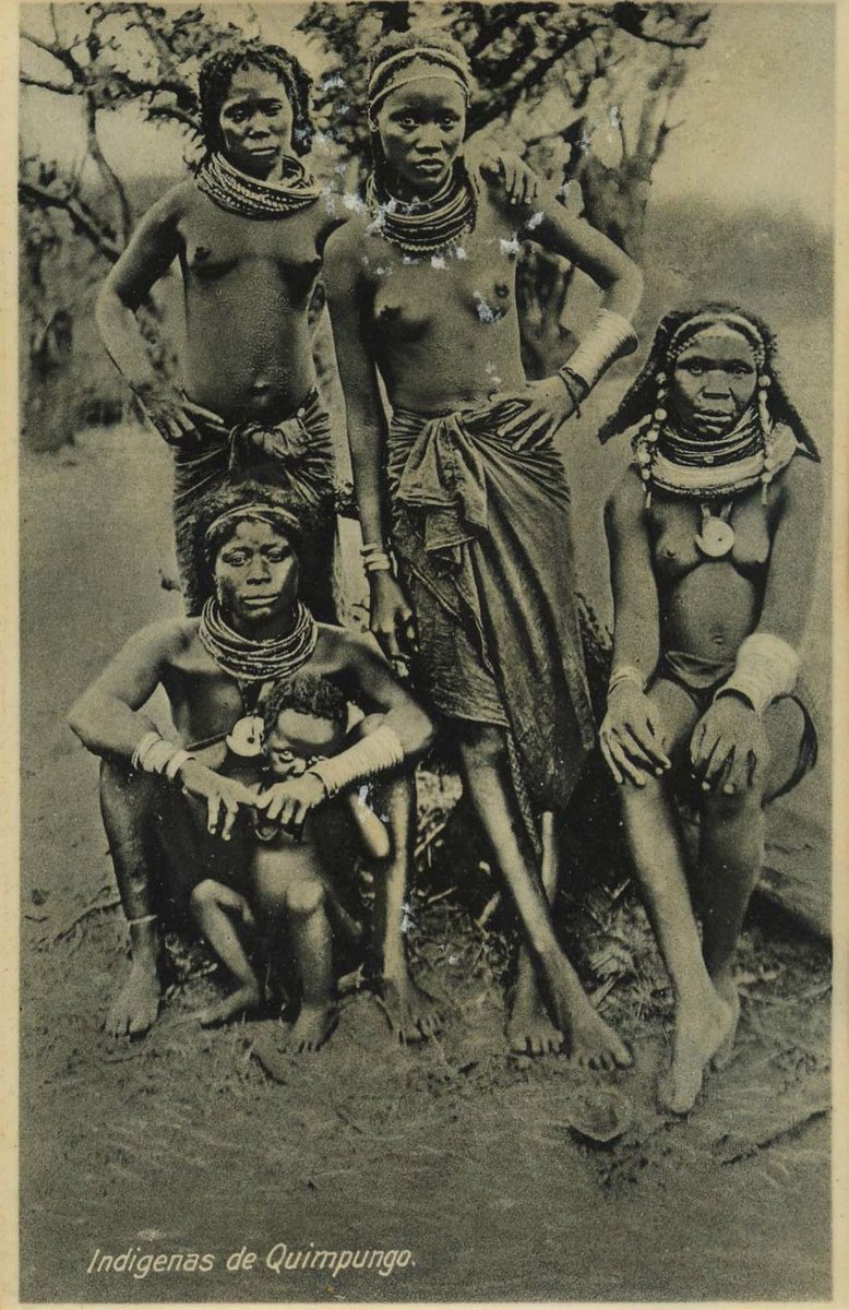 sparkling_tash5's tweet photo. “Wearing clothes exposing your skin is not part of our culture, western culture is destroying us”

Fyoto fyoto! 

Our culture: https://t.co/QoP0uH07v1
