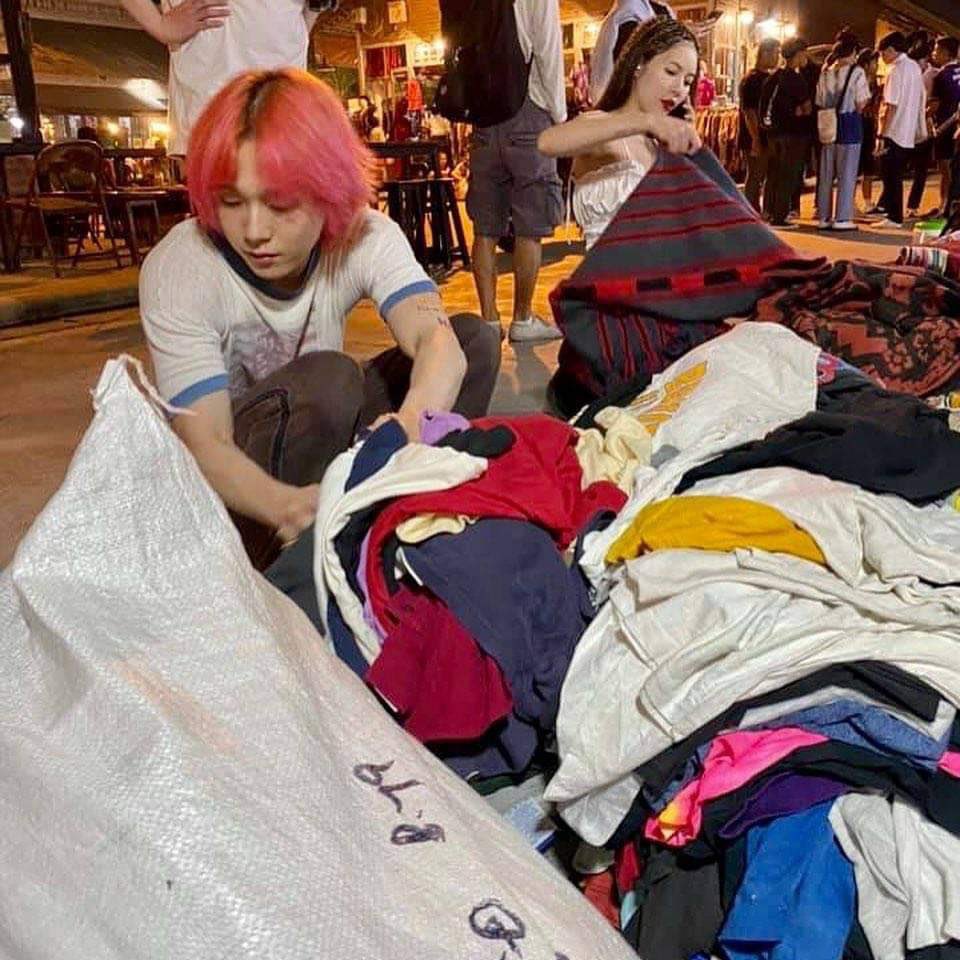 ดูยังไงก็เอเนอร์จี้คนขายอะไม่ใช่ลูกค้า 5555