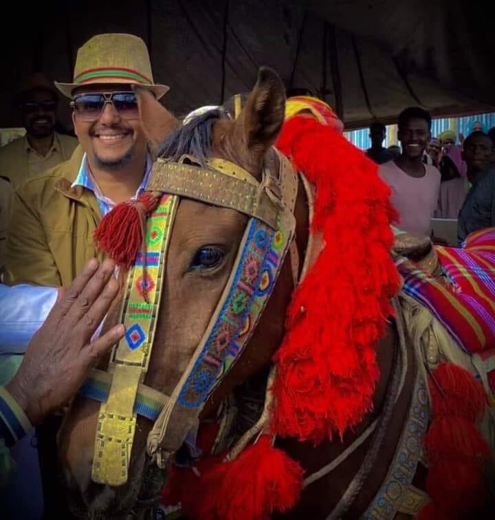 “Bulloon garmaamu tolaa 
Maa mana hidhaa oola” 
Yoosan Getahuun #jawarmohammed ❤️ my #hero 👑