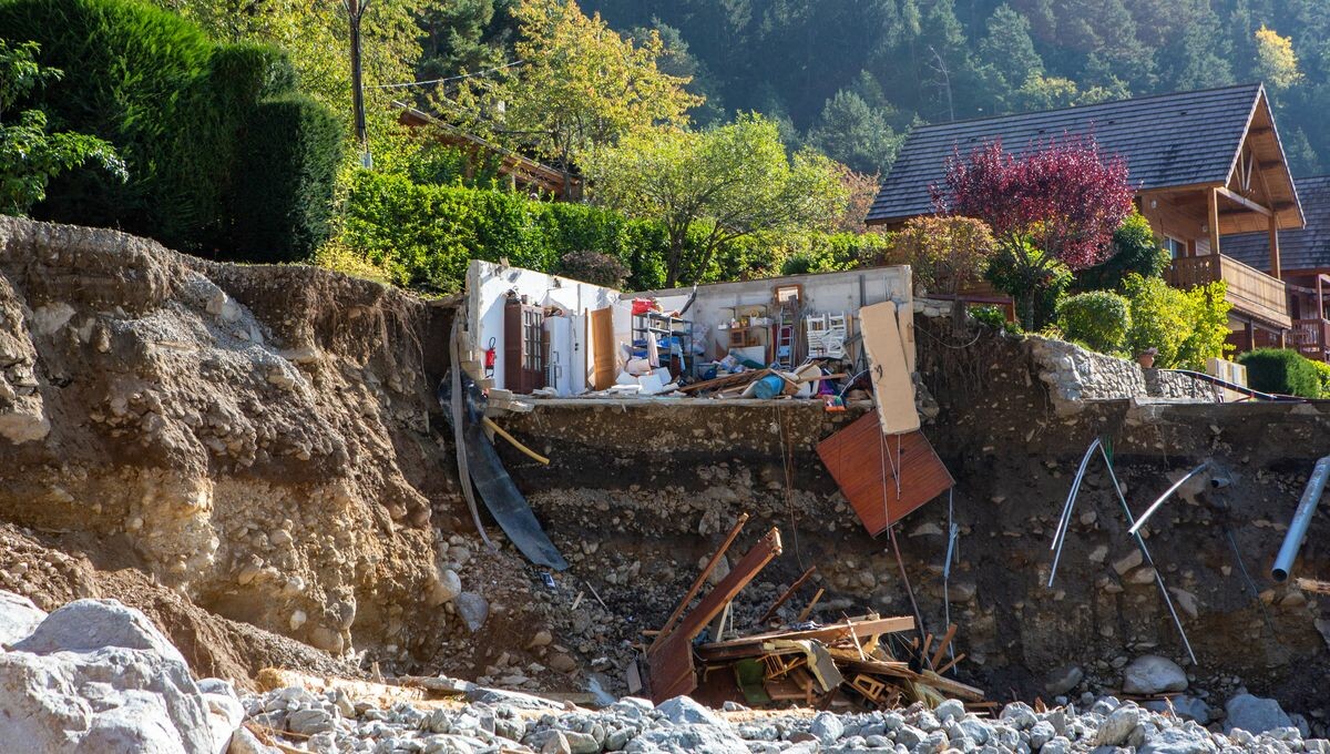 A la rencontre de ces Français qui ont dû changer de lieu de vie à cause de la montée des eaux, des canicules, des sécheresses et autres évènements dramatiques à répétition.   

Dérèglement climatique : quand il faut partir
➡️ l.franceinter.fr/nx #reportage