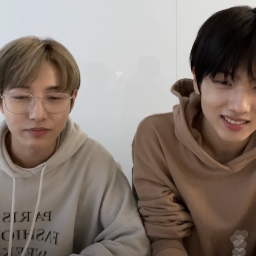 jisung debut on yellow_3to3 YAASSS