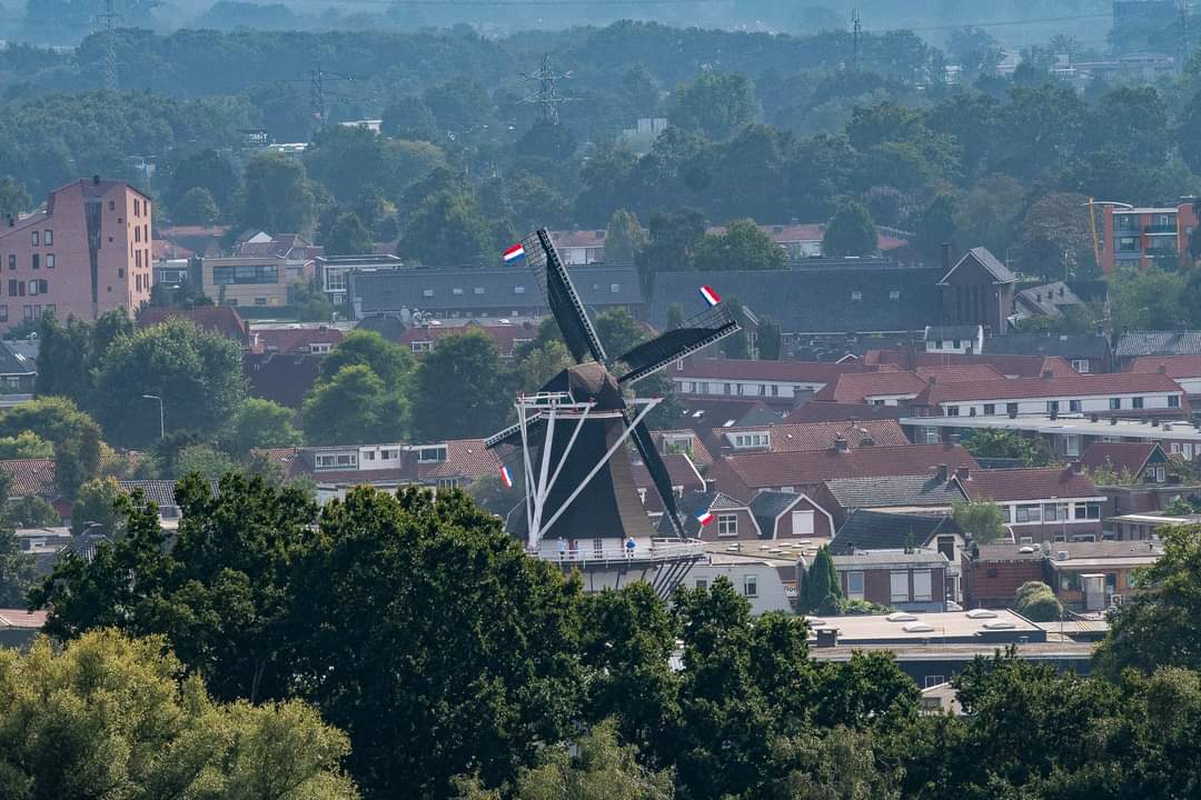 Bvde74's tweet photo. #mooialmelo van boven.
#almelo #javatoren #visitoost https://t.co/m2a4HctyCb