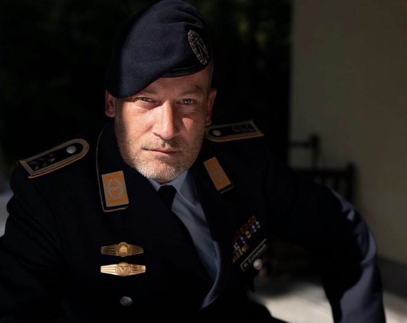 Was bleibt von den Auslandseinsätzen der Bundeswehr? In einem Wald abseits von Potsdam trauern Hinterbliebene und Soldaten – und versuchen, Frieden zu finden mit den Folgen ihrer Kriege. 📸: <a href="/mauriceweisd/">Maurice Weiss</a> spiegel.de/psychologie/bu…