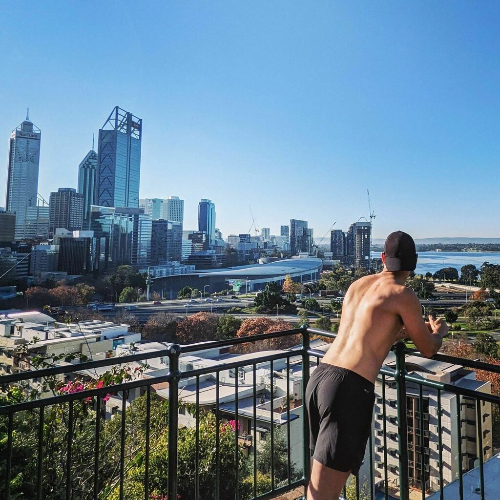 JCallMeMichael's tweet photo. How do you enjoy the sunshine? βοΈ Spring has sprung! #perthisok
.
#gayperth #perth #backwardscap #twitchanz #gaytwitch #twitter https://t.co/okBoHAkLZn https://t.co/7W9RIKRZMy