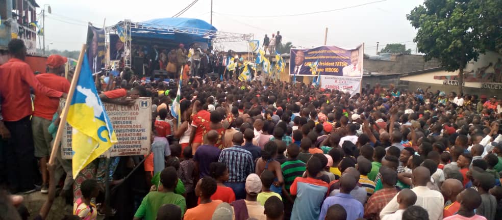 omadilu's tweet photo. Hier Samedi 12/09,
Le Patriarche 
@CMbosoNkodia
 est descendu pour la 1ere fois depuis son élévation à la tête de l'AN au Camp - Luka/Lukunga .L'homme n'avait qu'un seul message: " inviter la population à soutenir plutôt la vision de l'#UNION #SACREE et de @fatshi
@Presidence_RDC https://t.co/V9fBa3Jttk