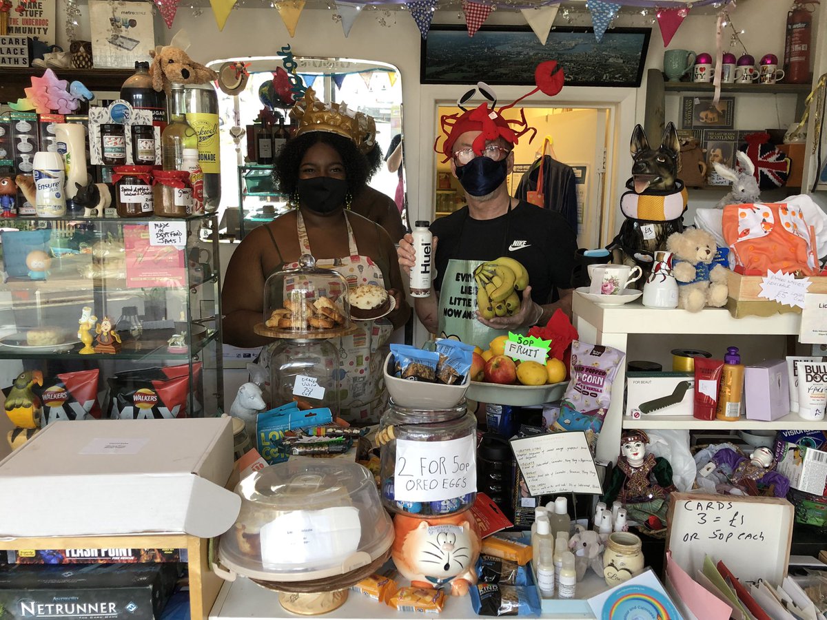 PlaceKaths's tweet photo. #SundayMorning #SundayMotivation #Deptford #Lewisham #WeCare #KathsPlace #50FrirndlyStreet #SE8 looking forward 2 welcoming u2 last day #Broc_Soc @stjohnsse8 @LadywellSociety  #community #Market Sun 11-4 on #Friendlystreet look society website 4 other locations .#Vintage #Vegan https://t.co/vQPvm6umy7