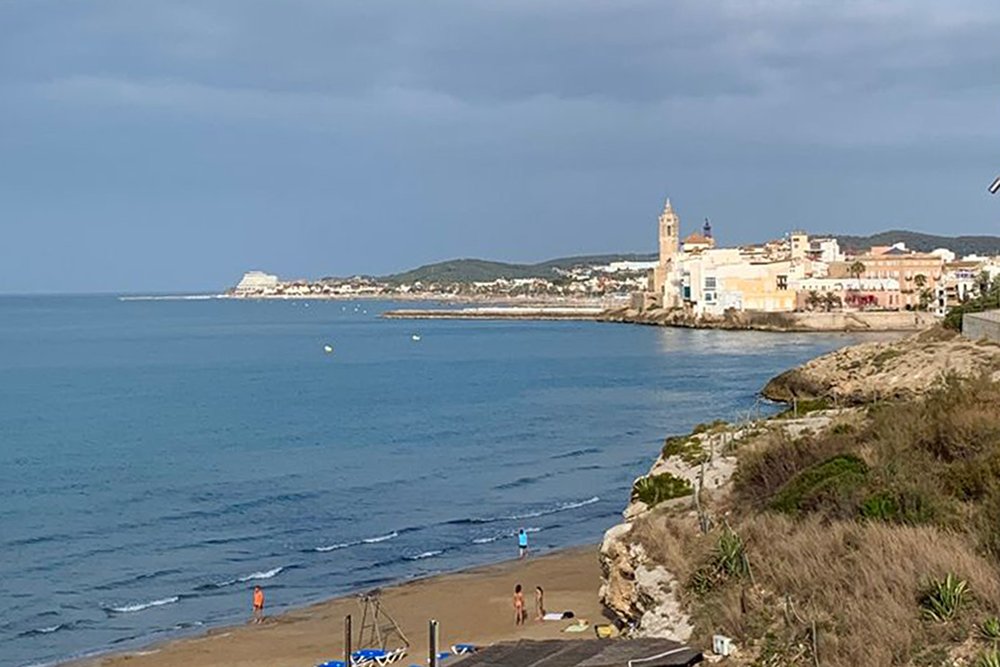 Good morning friends! Today We Will enjoy the last Sunday of the International Bears Sitges Week 🐻🖤

#calabalmins #sitges