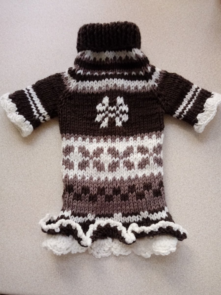 TulinekW's tweet photo. Thank you for kind words! ★★★★★ „This is the 7th sweater &amp; every single one I'm in love with! Thank you again. Buy with confidence with this seller!! She is Fabulous!!” Vivian H. https://t.co/4o7E7tleyw #etsy #brzowy #boenarodzenie #biay #knittingdogjacket #crochetdogs https://t.co/P9N1lJB07R