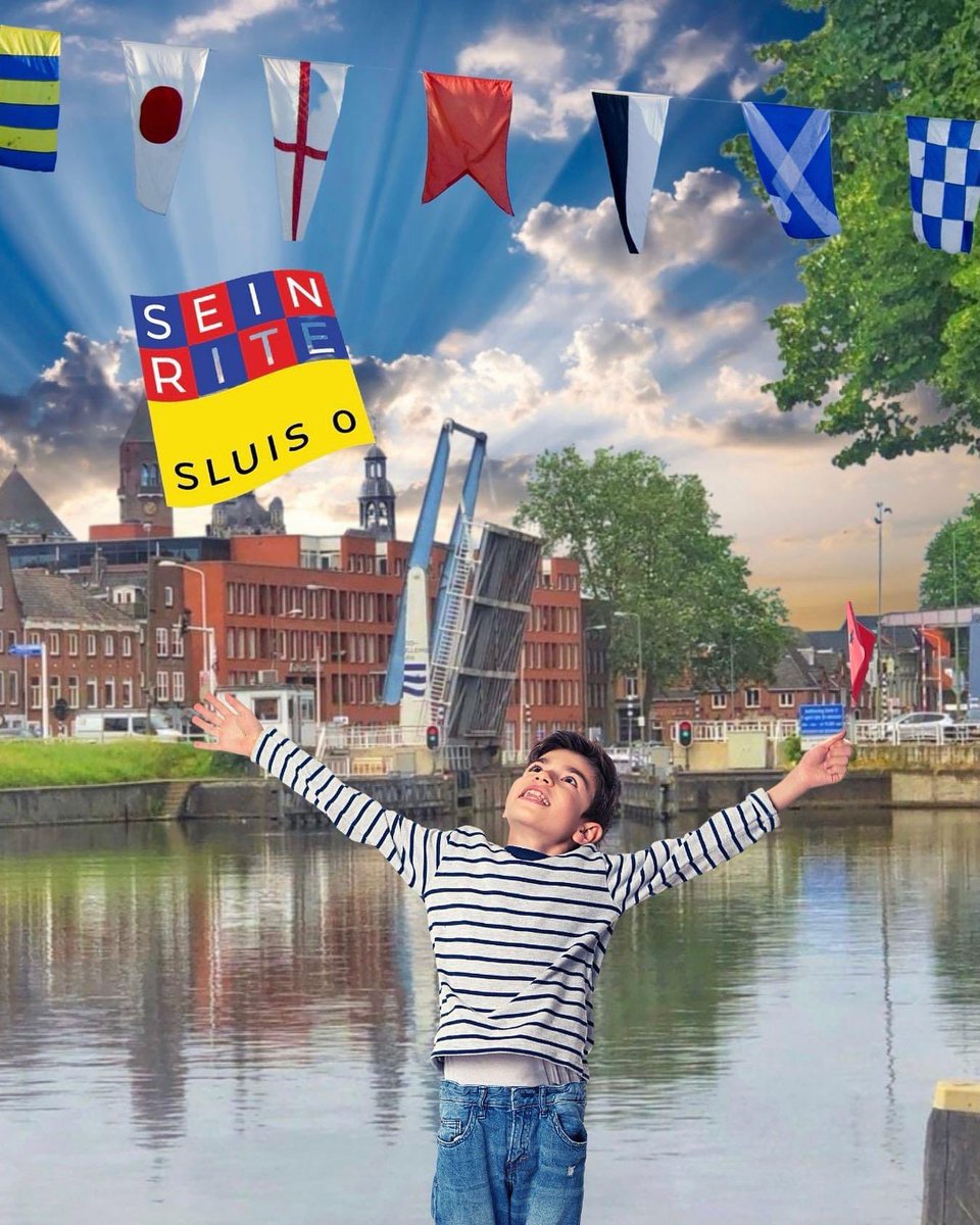 Bouwrituelen's tweet photo. S e i n r i t e SLUIS0
Komt dat zien.! Bewoners van SLUIS0 hangen 17-18-19 september honderden zelfgemaakte seinvlaggen aan hun gevels. Waarom? Check https://t.co/djmTefl8WC
@RCE_erfgoed @ErfgoedBrabant @ErfgoedSHBosch @Erfgoedstem @MaritiemNL @TsWaterMaritiem @MaritiemNieuws https://t.co/868EWWl4DC