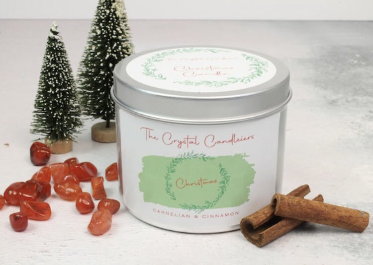 #UKGiftAM Looking to get sorted for stocking fillers/teacher gift/secret Santa? Here’s our Christmas Candle infused with Carnelian Crystals and cinnamon, smells heavenly too! £12 on Etsy now! Etsy.com/UK/shop/crysta… #shopindie #giftideas #giftfinder #UKGiftHour