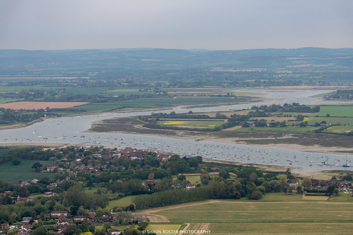 Itchenor Sailing Club (@itchenorsc) on Twitter photo 📍Itchenor Sailing Club.
The West Sussex coastline is stunning, with endless opportunities to sail, surf & swim.🌊
ISC is a family club with members aged from 8 to 80+.
Joining is easy, you don’t even need to own your own boat!👇
📸<a href="/ShaunRoster/">Shaun Roster Photography</a>
ℹ️ bit.ly/38YkPWD 📍Itchenor Sailing Club.
The West Sussex coastline is stunning, with endless opportunities to sail, surf & swim.🌊
ISC is a family club with members aged from 8 to 80+.
Joining is easy, you don’t even need to own your own boat!👇
📸<a href="/ShaunRoster/">Shaun Roster Photography</a>
ℹ️ bit.ly/38YkPWD