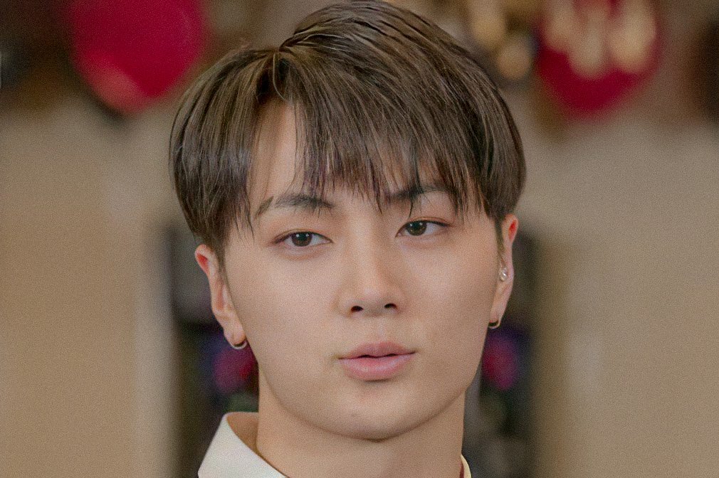 stunningly fine. #ENHYPEN_JAY #제이