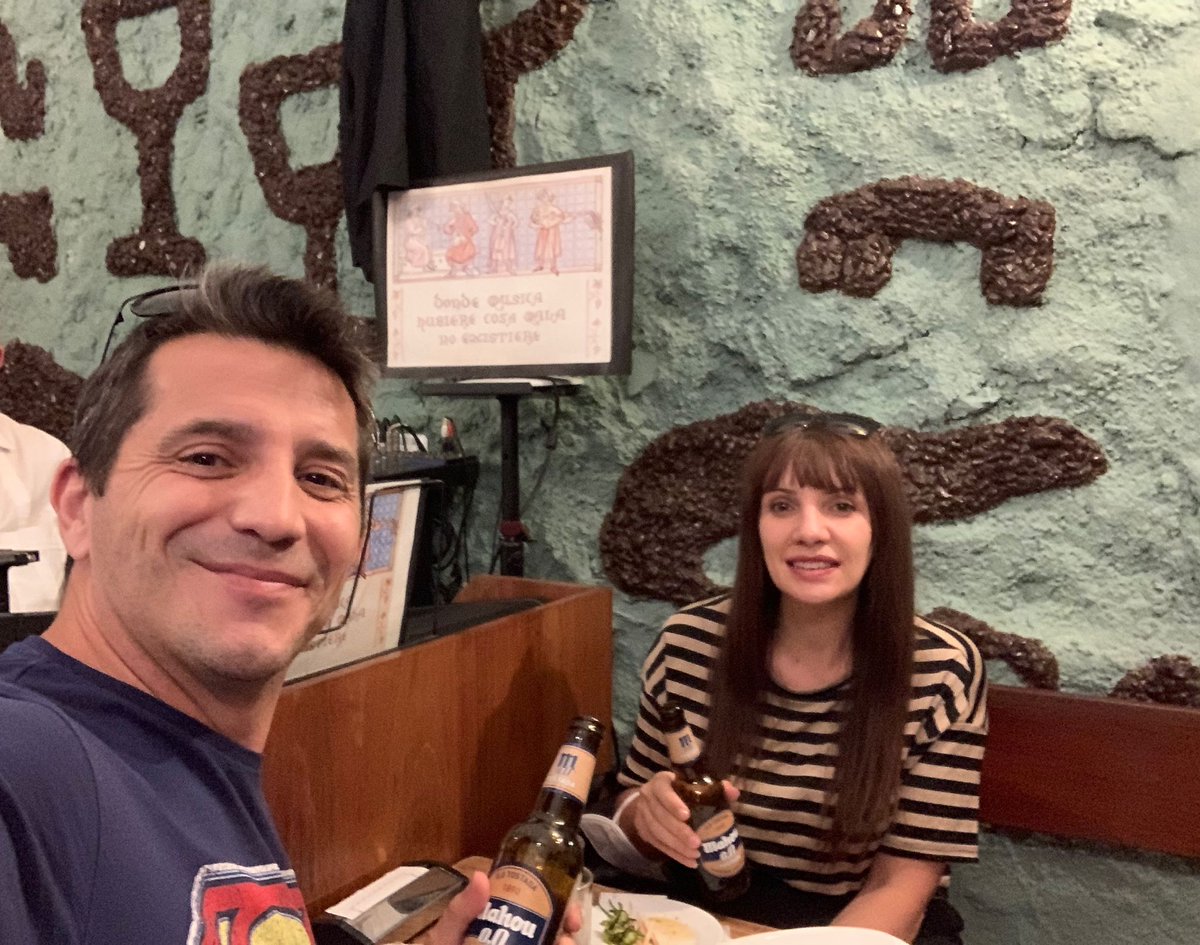 Radio Universo Literario tweet media